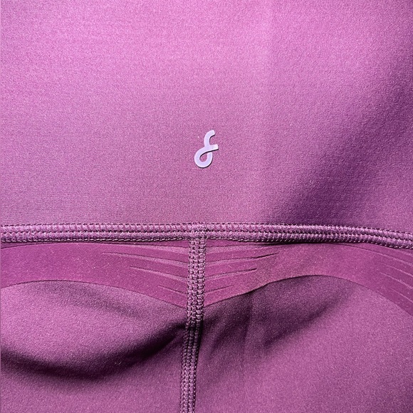 Fanka Deep Purple Reversable body sculpt High Rise Leggings in XS-S - Picture 6 of 12